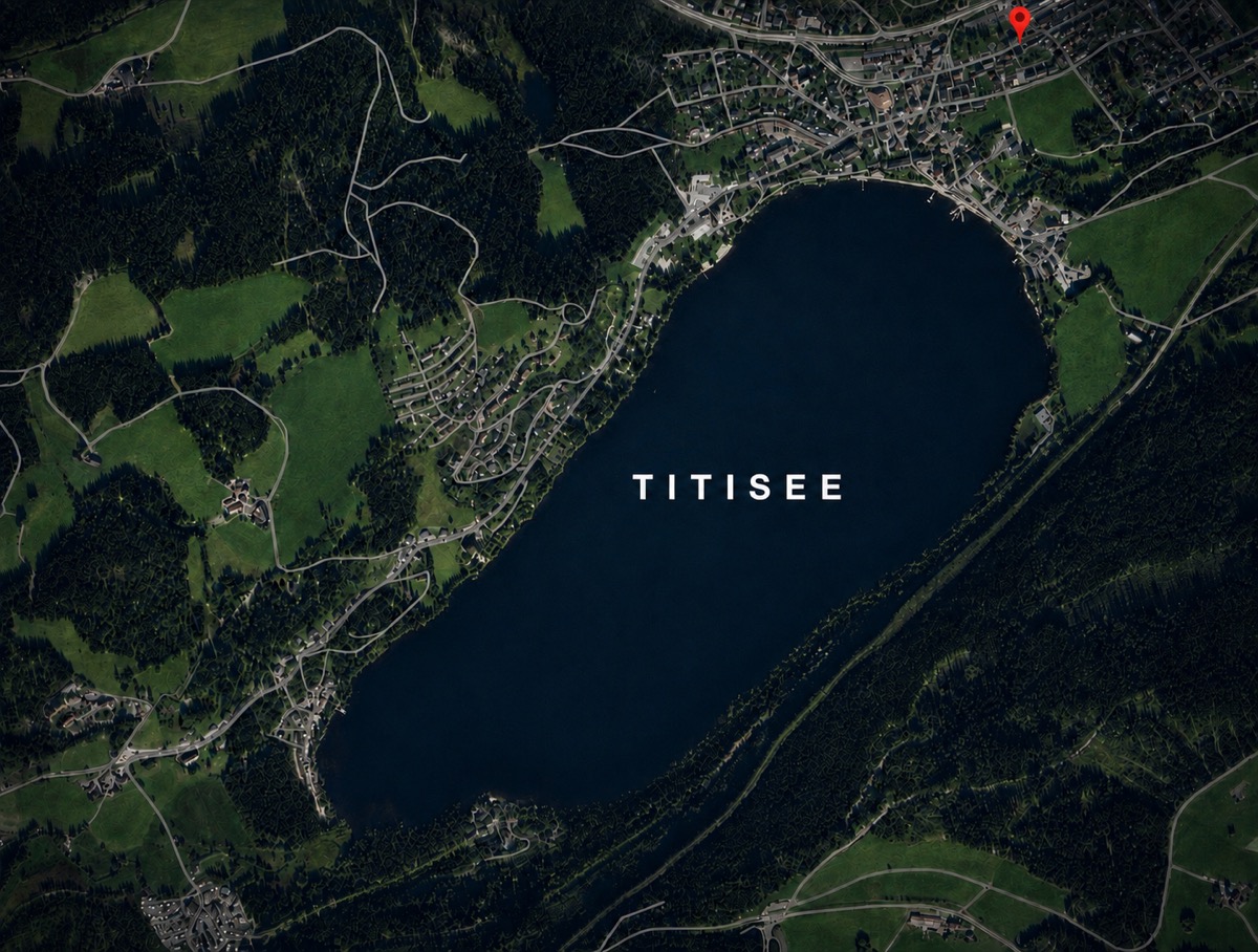 Satellitenkarte des Titisees mit der eingezeichneten Laufstrecke rund um den See